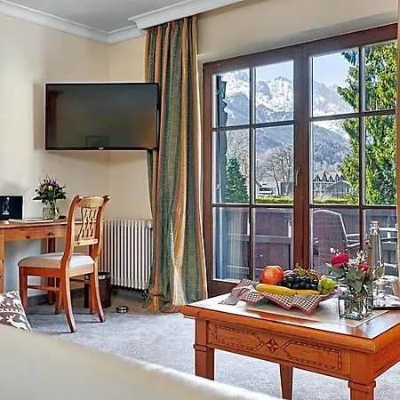 Zugspitze Otel 4*